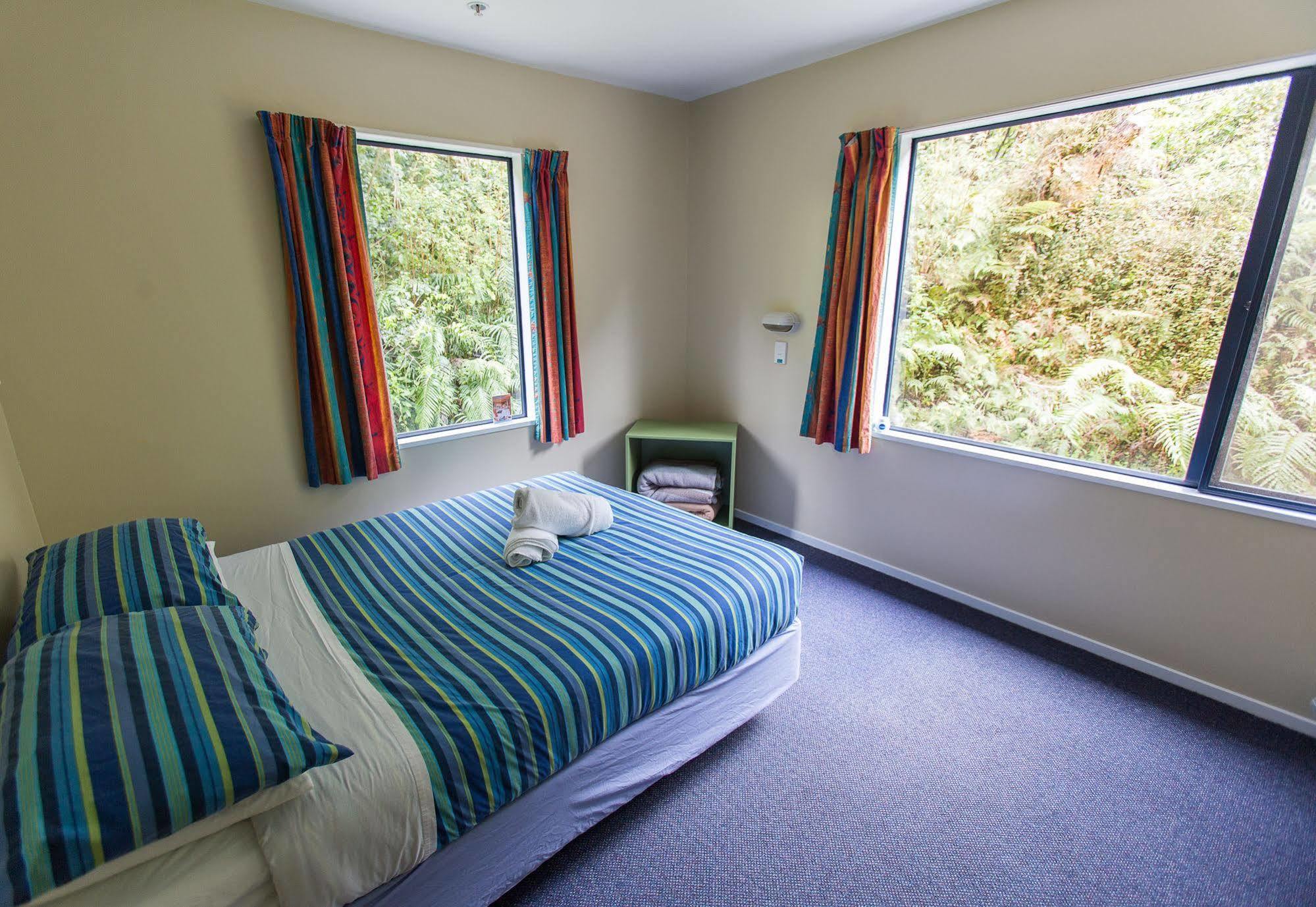 Haka House Franz Josef Hostel Kültér fotó